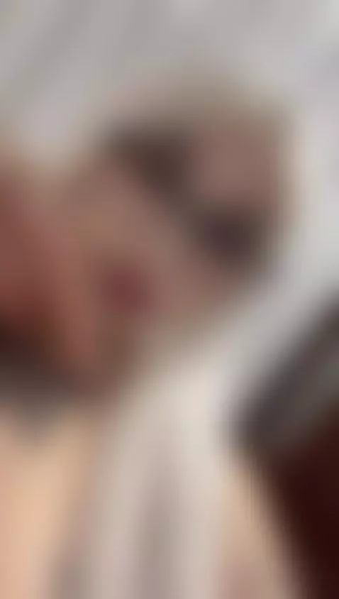 I WOULD LOVE YOU TO FUCK MY THROAT REALLY HARD AND THEN FUCK... by bella-green