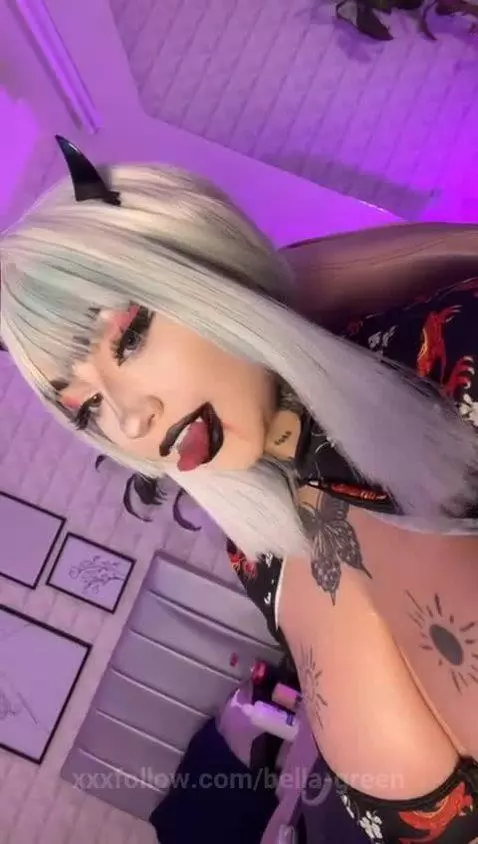 LET'S ENJOY THE MOMENT AND MAKE A MESS TOGETHER FULL OF LOTS... by bella-green