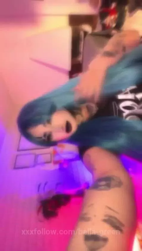 LET'S MAKE A MESS TOGETHER, I'M BACK WITH A LOT OF WANTING T... by bella-green