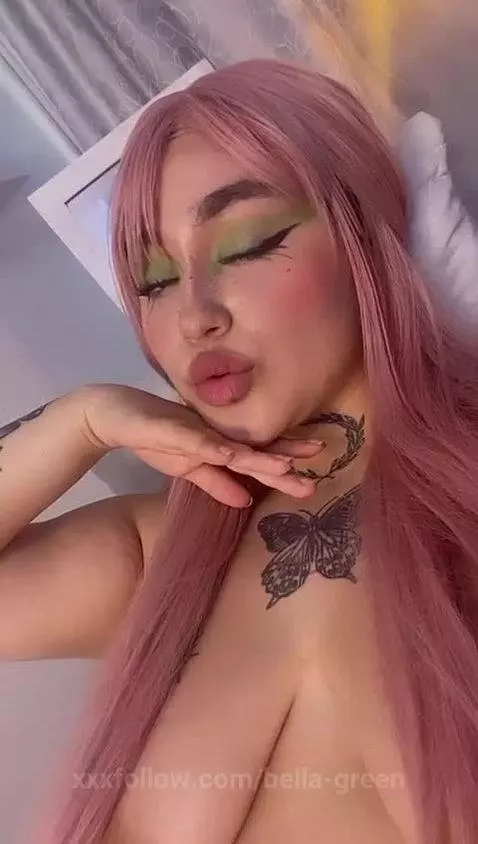THIS DEMON IS HUNGRY AND WANTS A LOT OF COCK AND CUM by bella-green
