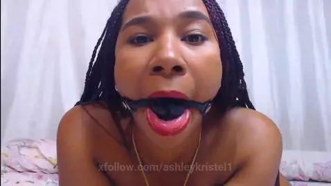 hello guys i am online, come and punish me by ashleykristel1