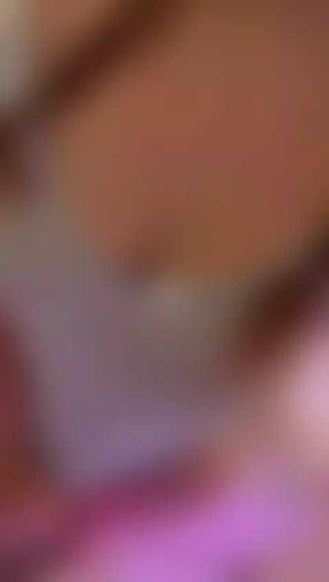 I'm live right now 👀🥵🍑 by samaantha-white