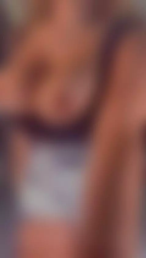 Online now on CamSoda 💛 Blonde MILF, big ass & big boobs. Ti... by samaantha-white