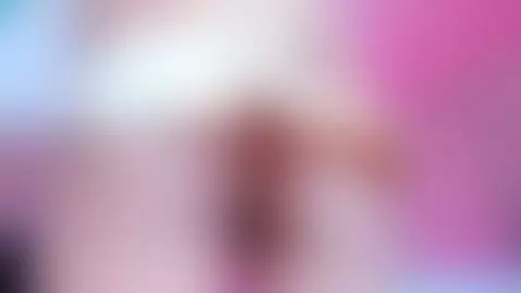 Hello darling, let's play with my butt plug and explore some... by carolineegarciaa