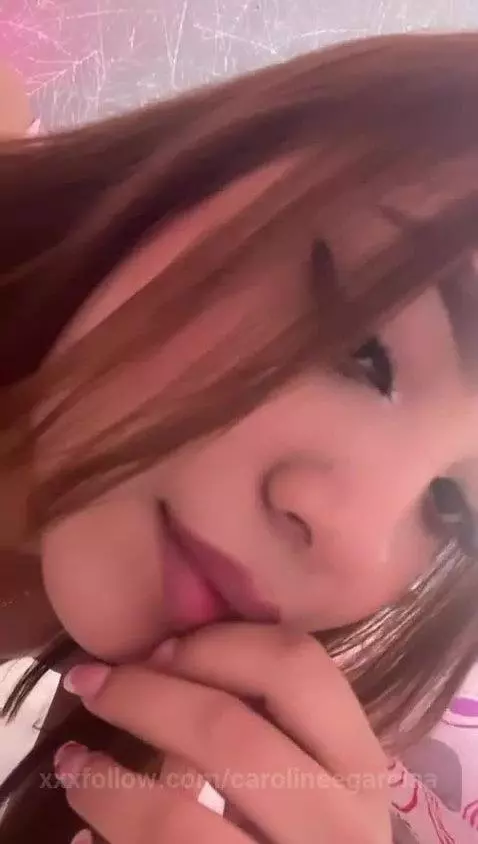 ♥ Come here and make me moan ♥ by carolineegarciaa