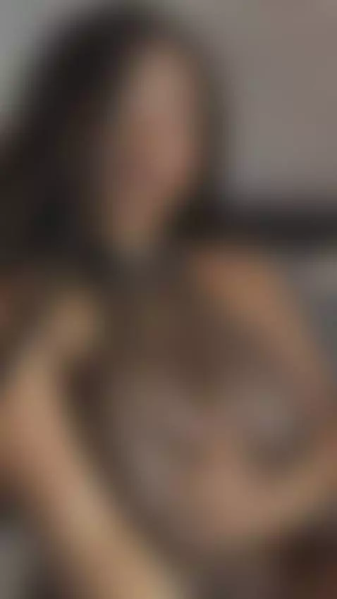 My curves don't ask permission. by anneth-m