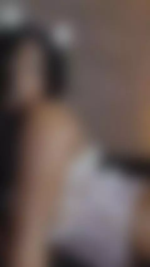 My curvy side is your weakness.. by anneth-m