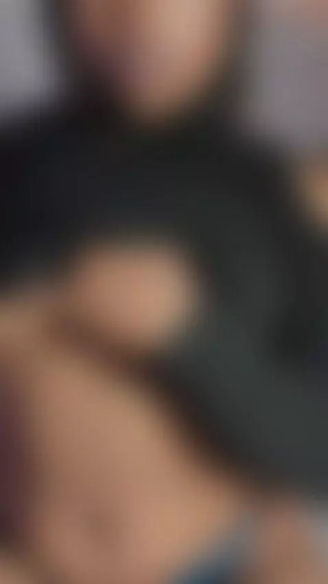 Ebony glow… pulling you closer.. by anneth-m