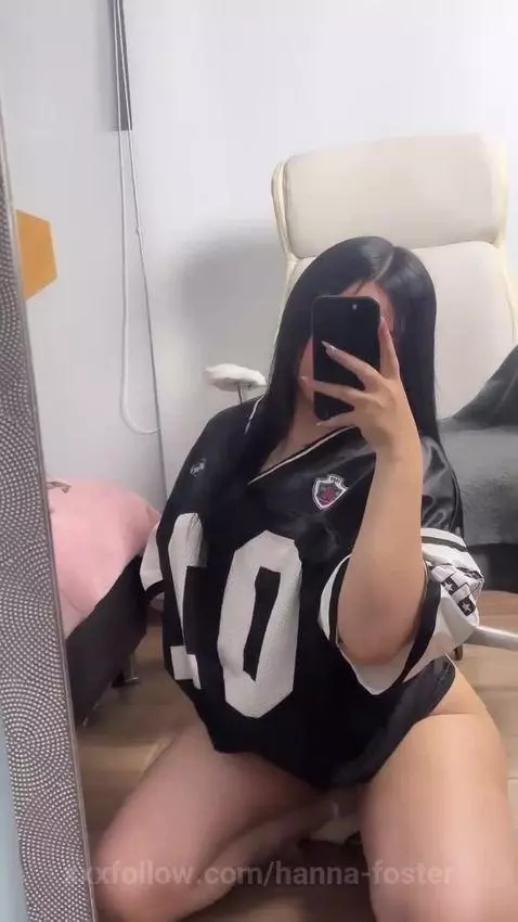 Im here to please u in all ur desires by hanna-foster