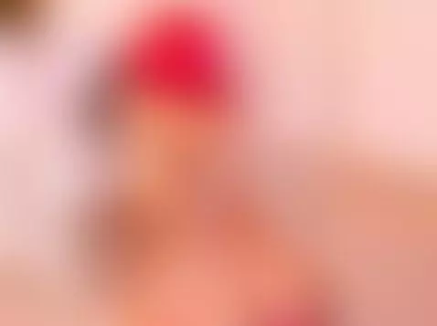 this girl is behaving badly by melylove