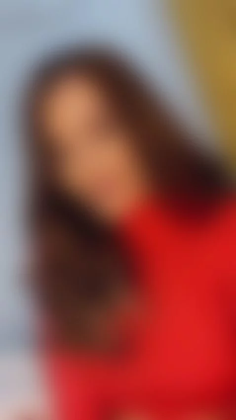 Girl in red ♥️ is the power of women #viral #allenaskye #fyp... by allenaskye