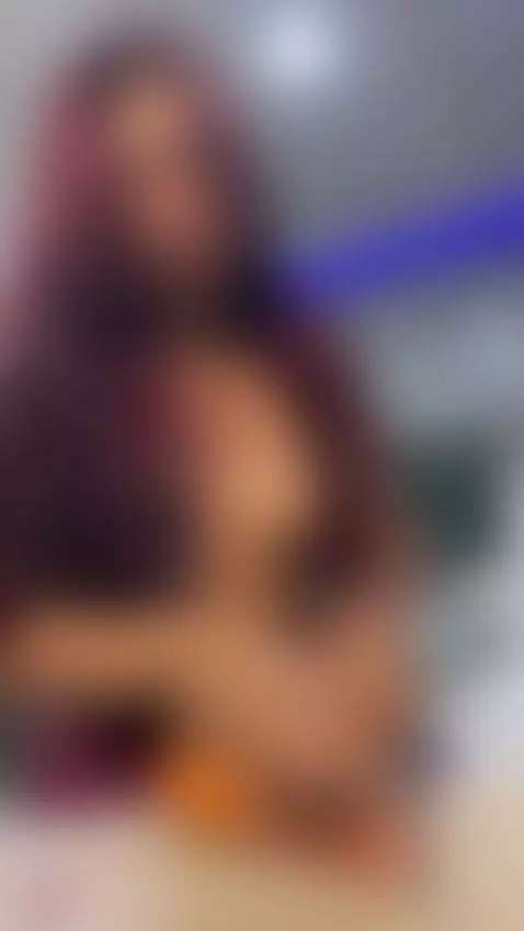 mis pensamientos me ganan 😆 by charlottee-4