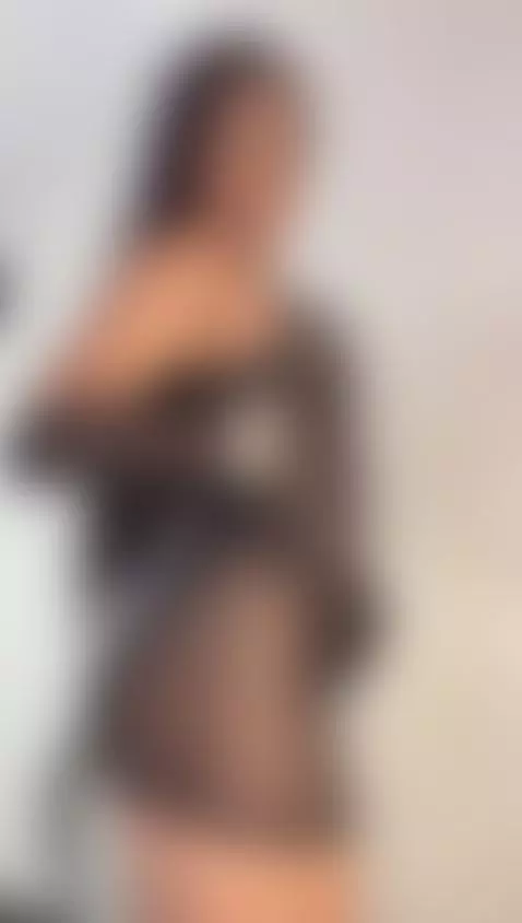 look at me and feel pleasure by charlottee-4