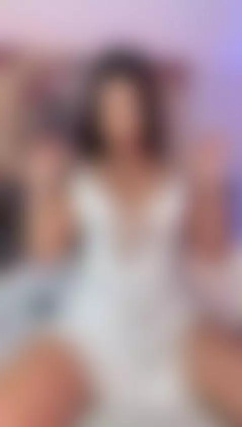 Do you like how I make my big ass bounce?🍑 by charlottee-4