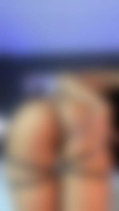 🍑 by charlottee-4