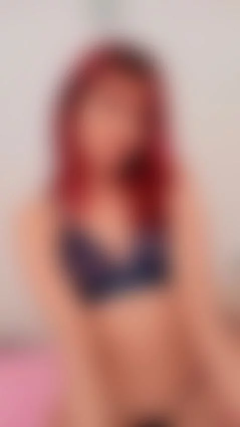 Many kisses for you ❤️ by hallierizzo