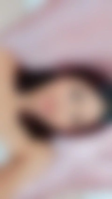 I'm so hot 😈 by hallierizzo