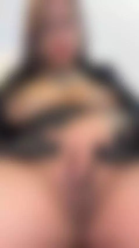 stripchat.com/Rae_Lil_White/follow-me by luciana-and-tommy