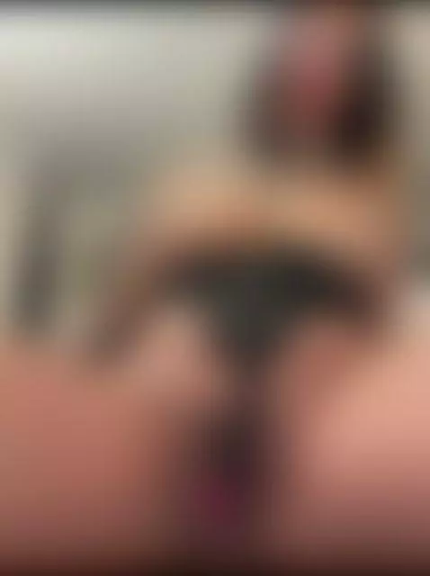 stripchat.com/Rae_Lil_White/follow-me by luciana-and-tommy