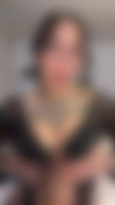 https://stripchat.com/Rae_Lil_White/follow-me by luciana-and-tommy