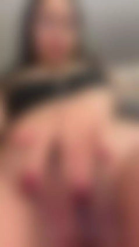 https://stripchat.com/Rae_Lil_White/follow-me by luciana-and-tommy