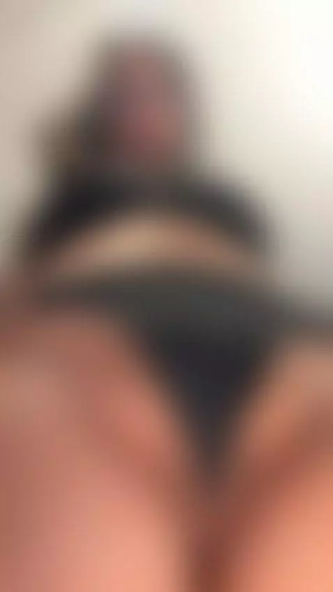https://stripchat.com/Rae_Lil_White/follow-me by luciana-and-tommy
