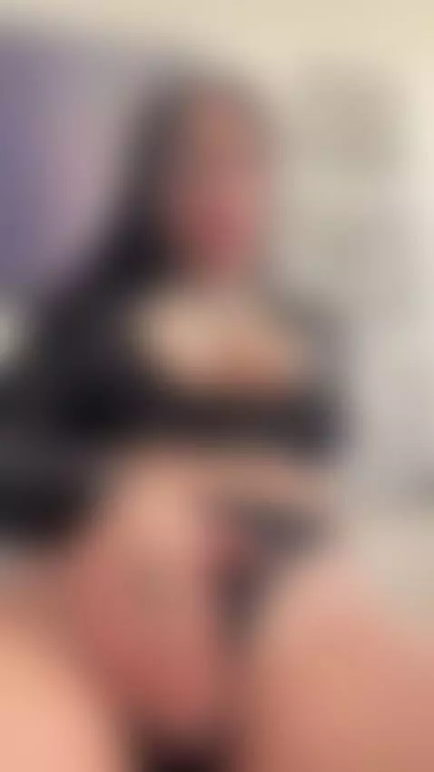 https://stripchat.com/Rae_Lil_White/follow-me by luciana-and-tommy