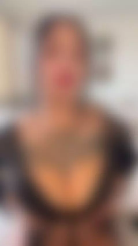 https://stripchat.com/Rae_Lil_White/follow-me by luciana-and-tommy