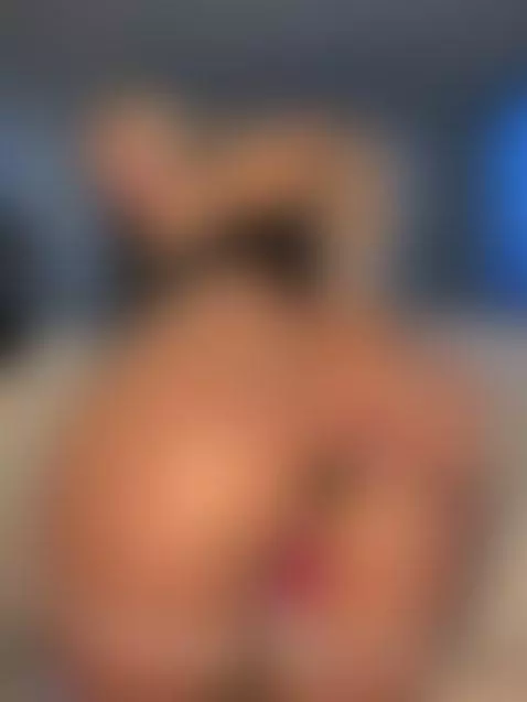 https://stripchat.com/Rae_Lil_White/follow-me by luciana-and-tommy