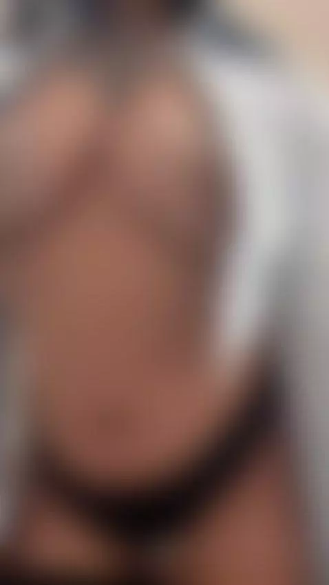 https://stripchat.com/Rae_Lil_White/follow-me by luciana-and-tommy
