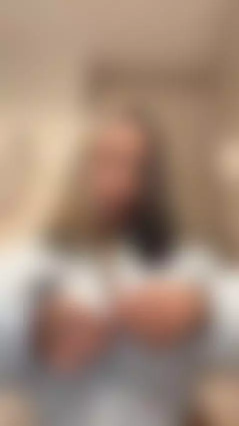 https://stripchat.com/Rae_Lil_White/follow-me by luciana-and-tommy