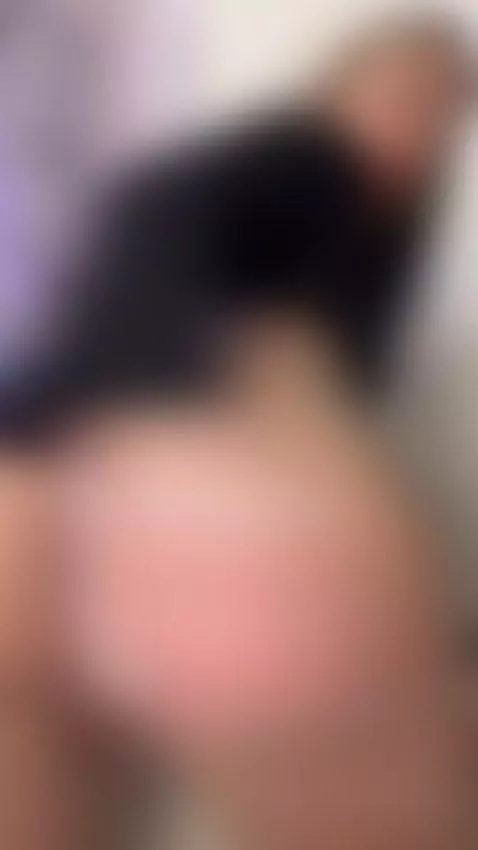 https://stripchat.com/Rae_Lil_White/follow-me by luciana-and-tommy