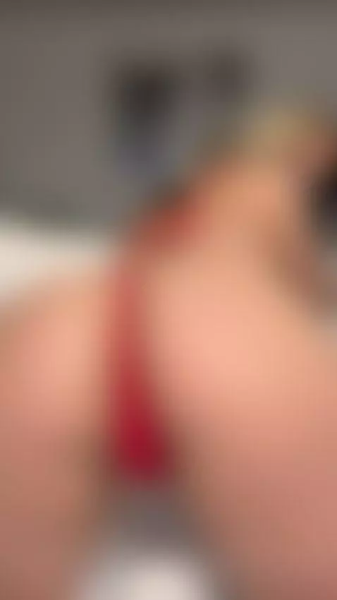 https://stripchat.com/Rae_Lil_White/follow-me by luciana-and-tommy