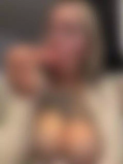 https://stripchat.com/Rae_Lil_White/follow-me by luciana-and-tommy