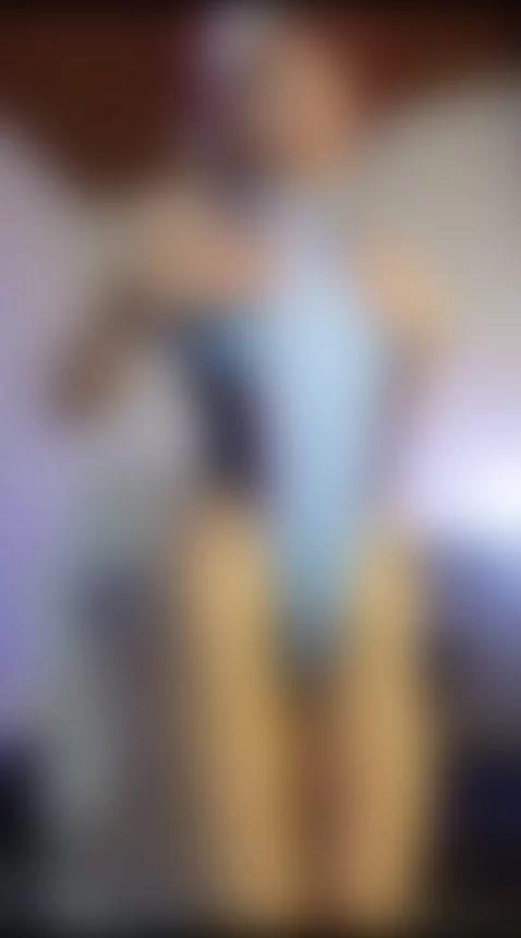 I hope to be on your Christmas wish list.🤭🎄 by sharo-bby