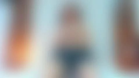 MAKE ME YOURS!! by laylavenus