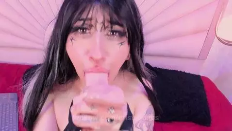 I want to lick your delicious cock and leave my mouth full o... by cristaljones