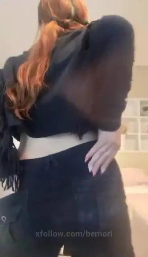 Move touch and spank by bemori