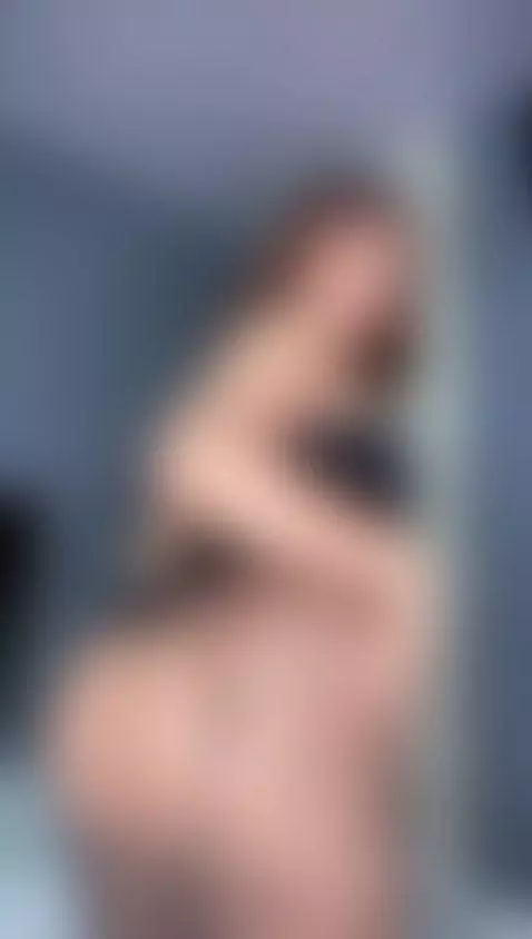 teasing you with my sensual dance 💃😈 by gretta1