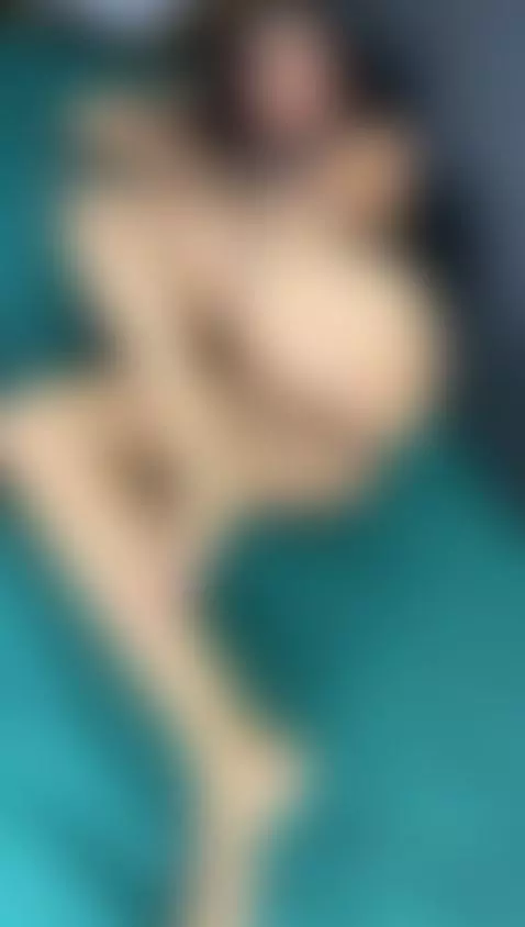 Would you like me to masturbate your cock with my pretty fee... by gretta1