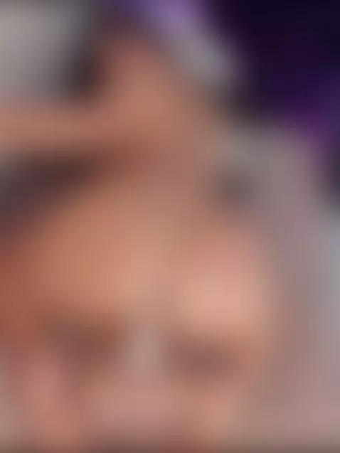 A hint of mischief and lots of skin 😜🔥 by kari-me