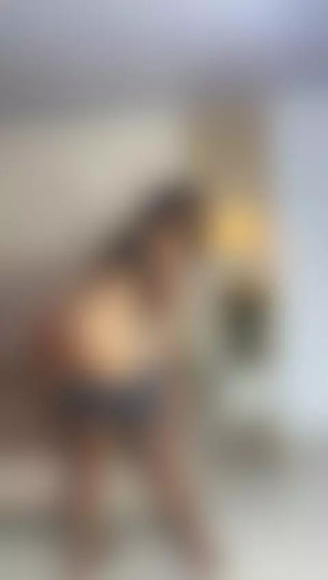 Hold me by the waist and never let me go... 💃🔥 by kari-me