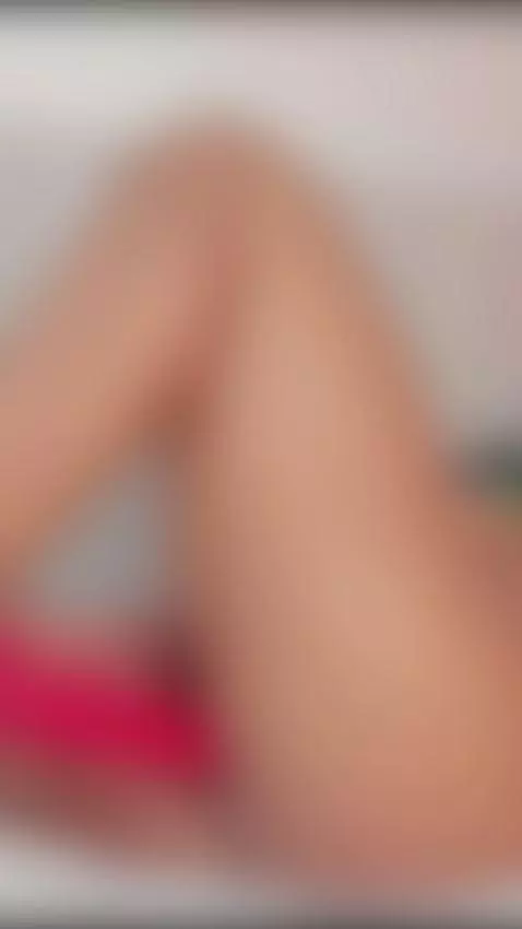 My reflection in the mirror feels dangerous today 😏💫 by kari-me