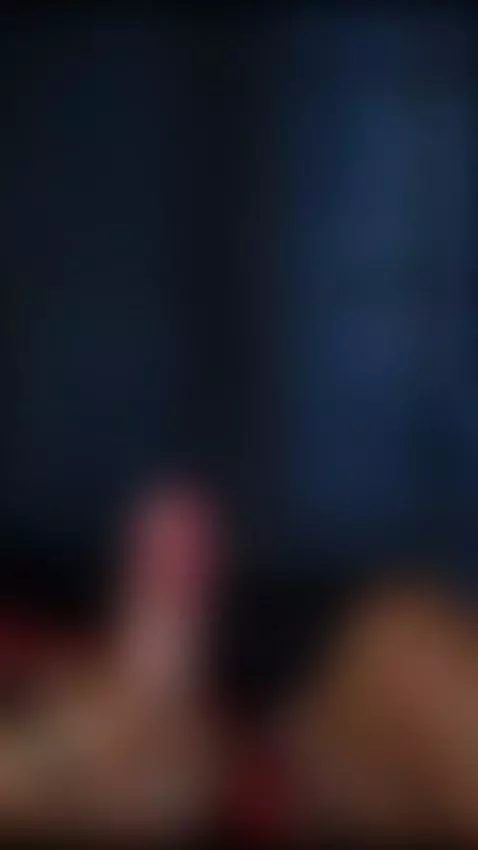 Slow hips… fast temptation 😏🔥 by kari-me