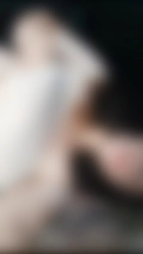 Let yourself be carried away by the sweetness of this beauti... by nicolcruzo