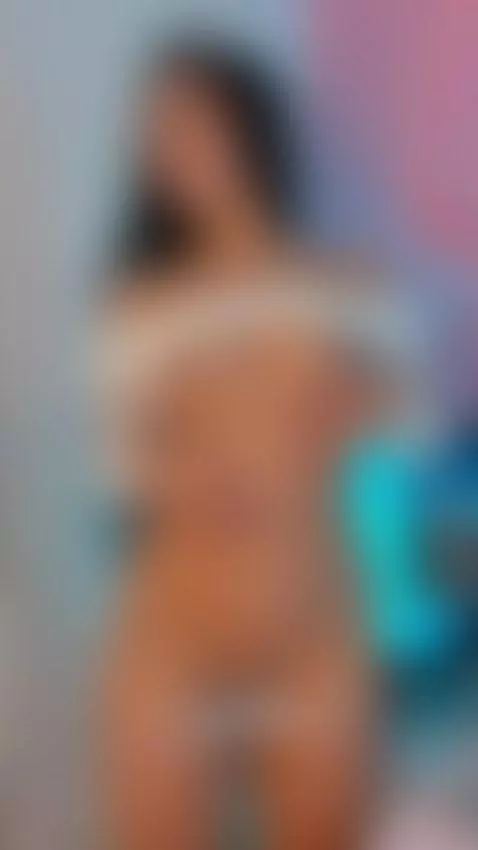 A nice dance for you  👀 by alaia-manson