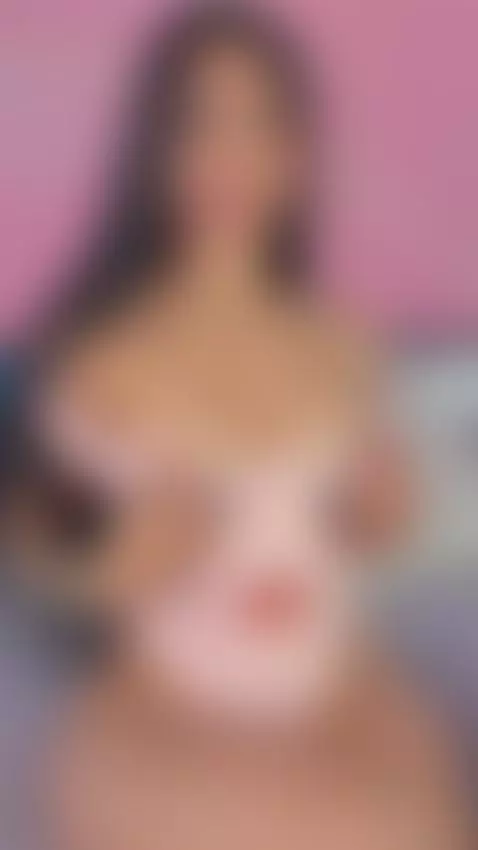 Come and spies under my clothes ... by alaia-manson