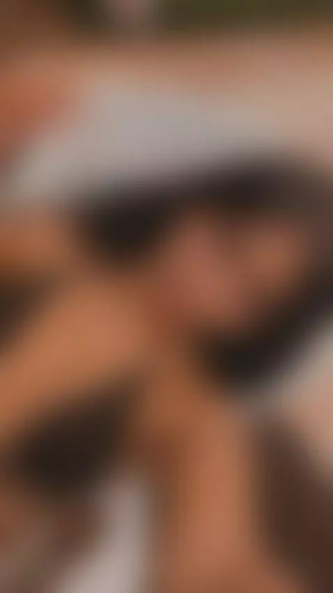 My mind is in a mischievous mode. And yours? 😏 by alaia-manson