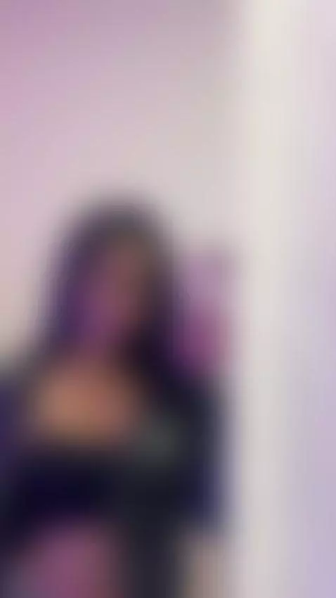 Sunshine with a pinch of sass. 🤭 by alaia-manson