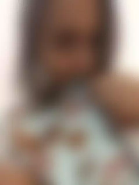 UPS! My nipples are very hard 🙈 by kendall-lopezz